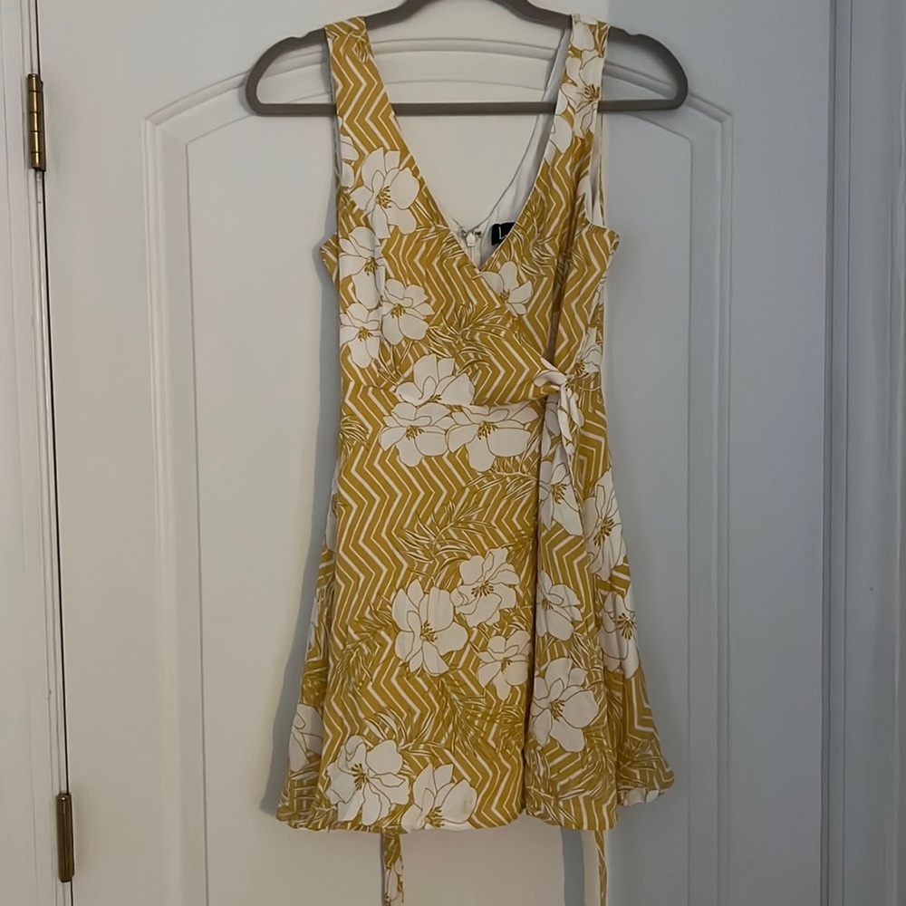 Yellow LULUS Sundress Mustard SZ M